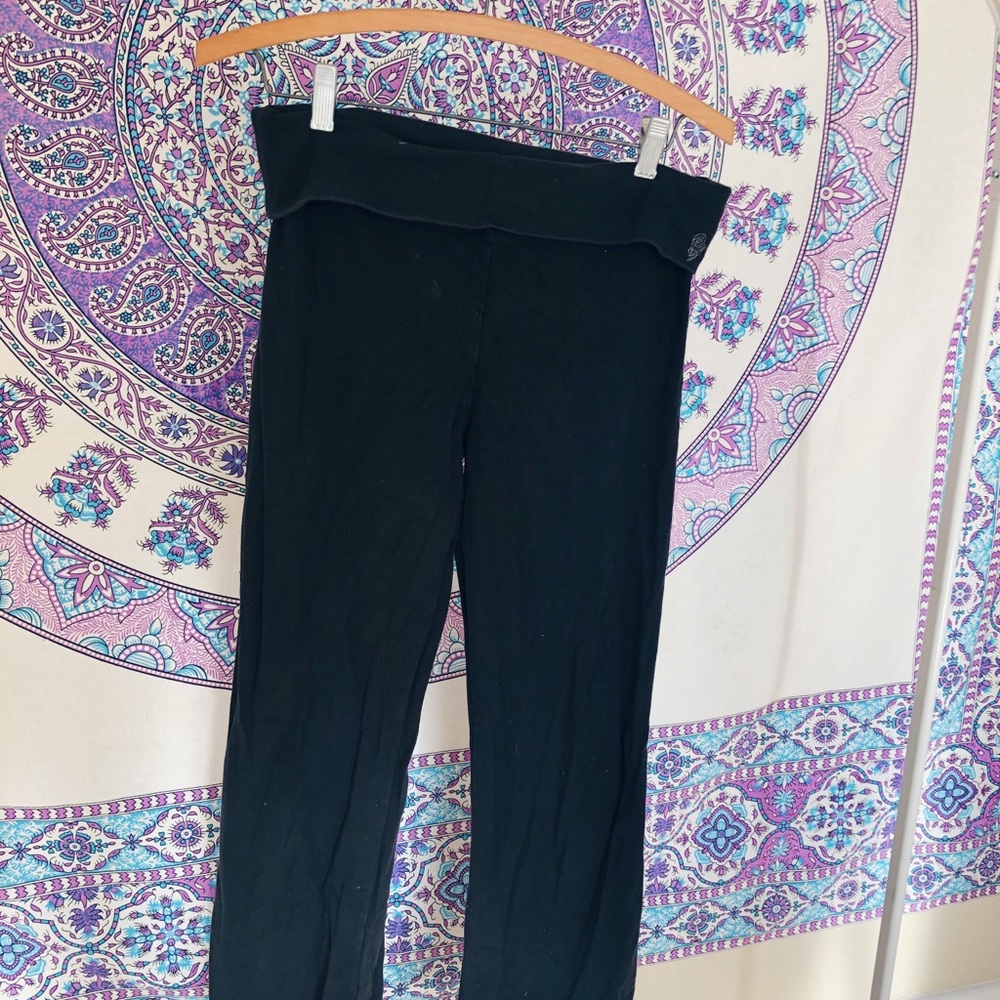 Black Victoria’s Secret Yoga Pants